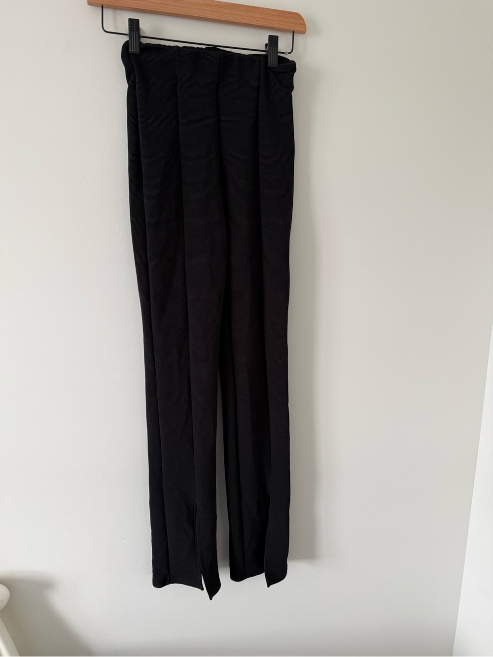 H&M | Black Elastic Waist Pants with Front Slit Detail (size XS)